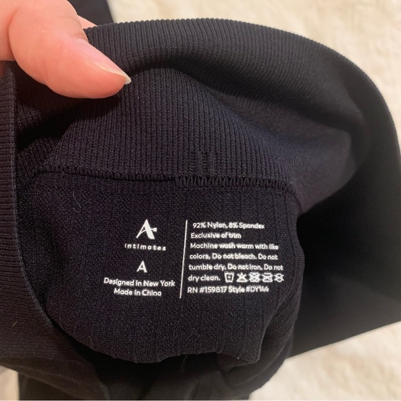 ✨ NWT ✨Arula Ribbed High Waisted Leggings Size A / 1X - Picture 8 of 8